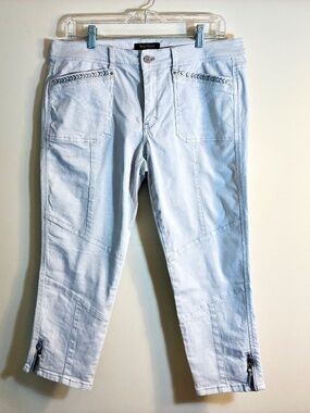 White House Black Market Capris